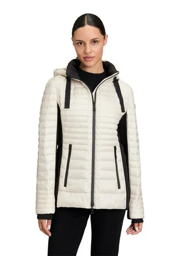 Gil Bret Steppjacke mit Kapuze, Gr. 42, Pearl Cream - Leichte Steppjacke für Damen mit Stehkragen und praktischen Eingrifftaschen, ideal für Outdoor-Aktivitäten oder den Weg zur Arbeit.