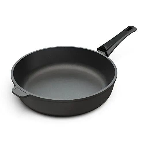 Hoffmann Aluguss Bratpfanne 28 cm mit hohem Rand und abnehmbarem Griff - Die hochwertige Bratpfanne mit 28 cm Durchmesser bietet hervorragende Antihafteigenschaften für fettfreies Kochen. Robuster Aluminium-Handguss und platzsparender abnehmbarer Griff sorgen für besten Komfort und einfache Reinigung.