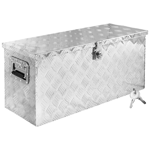 Trucky Deichselbox aus Aluminium, stabil und wasserdicht, 15 Größen verfügbar - Die Trucky Deichselbox ist eine robuste Werkzeugkiste im Riffelblech-Look, ideal für Anhänger und Werkstätten. Mit Schloss für zusätzliche Sicherheit und in verschiedenen Größen erhältlich, bietet sie vielseitige Einsatzmöglichkeiten.