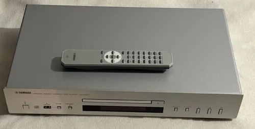 Yamaha CD-S 300 Bl CD-Player - USB, MP3, Schwarz - CD-Player & -Recorder mit Unterstützung für CD, CD-R, CD-RW und MP3, ideal für Musikliebhaber mit hoher Klangqualität.