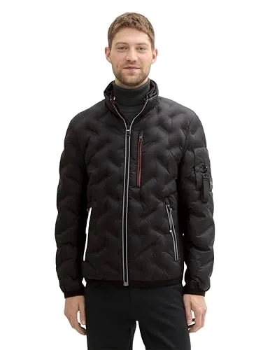 TOM TAILOR Herren Hybrid Jacke mit Kapuze 1042489 - Funktionsjacke für Herbst und Frühling, schützt vor Wind und Regen mit verstaubarer Kapuze und mehreren Taschen für praktischen Stauraum.