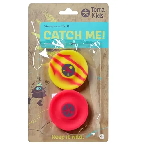 HABA Terra Kids Pocket-Frisbee 2er-Set – Mini-Wurfscheiben aus Silikon für Kinder - KLEINER SPIELSPASS FÜR UNTERWEGS: Die handlichen Mini-Frisbees aus flexiblem Silikon passen in jede Tasche. Ideal für Action im Freien oder drinnen. DOPPELPACK FÜR DOPPELTE FREUDE: Mit zwei bunten Wurfscheiben für gemeinsamen Spielspaß.
