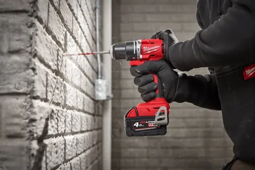 Milwaukee M18BLPDRC-0 Akkuschrauber - Akkuschrauber mit 60.5Nm Drehmoment, leistungsstark und ideal für anspruchsvolle Schraubarbeiten.