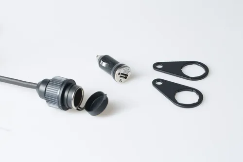 SW-MOTECH Universal Cockpit Elektrik-Kit - Navigationssysteme, vielseitig einsetzbar für individuelle Cockpit-Lösungen und einfache Installation.