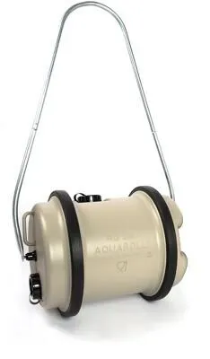 Aquaroll Frischwassertank 40L - beige, mobiler Rolltank - Caravan-Zubehör mit einfachem Transport: Der Aquaroll Frischwassertank 40L bietet erstklassige Mobilität und eine robuste Bauweise für müheloses Wasserholen.
