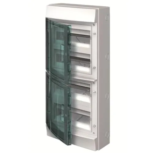 abb-entrelec Mistral65 – 48 Module Installationszentrale mit transparenter Tür - Die Mistral65 Installationszentrale bietet eine flexible und sichere Lösung für elektrische Installationen. Ihre modulare Struktur ermöglicht eine individuelle Anpassung, ideal für kleine Räume.