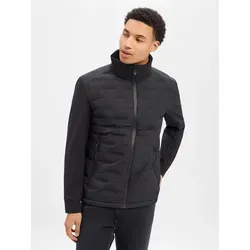 Herren Steppjacke AVIO FLEX 2.0 48 - Moderne Steppjacke im Regular Fit von Strellson. Mit markantem Stehkragen, elastischen Abschlüssen und wasserabweisenden Eigenschaften ideal für wechselhaftes Wetter.