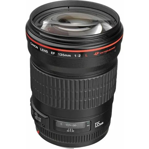 Canon EF 135mm f/2L USM - Hochwertiges Teleobjektiv für Vollformatkameras - Objektive - Exzellente Bildqualität mit schnellem Autofokus, ideal für Porträt- und Eventfotografie.
