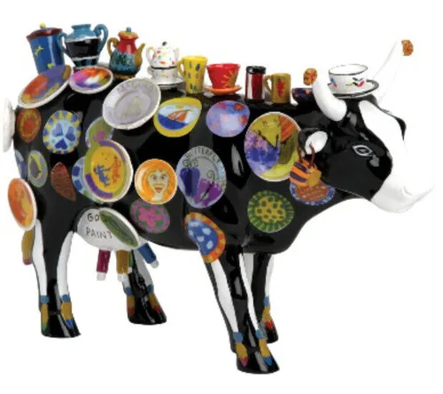 Moo Potter - Cowparade Kuh Medium - Figuren & Skulpturen, handbemalte Polyresin-Kuh von Meredith McCord, detailreiche Ausstattung und einzigartiges Sammlerstück für Kunstliebhaber.