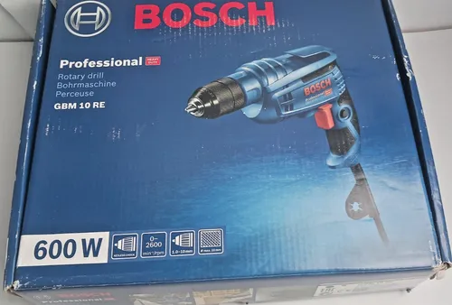 Bosch Bohrmaschine GBM 10 RE - 600 W Professional, hochpräzises Bohren mit SoftGrip und kompakter Handhabung