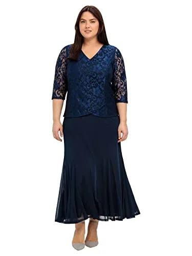Sheego Damen Abendkleid mit floraler Spitze - Elegantes Abendkleid in großen Größen, mit V-Ausschnitt und 3/4-Ärmeln aus Spitze, perfekt für besondere Anlässe. Der A-Linien-Rock sorgt für eine schmeichelhafte Silhouette.