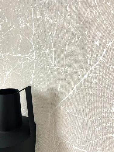 Newroom Vliestapete Beige Floral Äste - Romantische 3D Blumentapete für Schlafzimmer, Wohnzimmer und Küche, wasser- und dampfbeständig sowie restlos trocken abziehbar – ideal für jeden Raum!