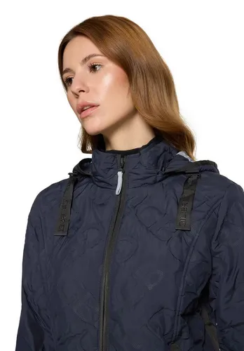 Gil Bret Outdoorjacke mit Strukturmuster - Vielseitige Outdoorjacke für Freizeit und Abenteuer. Mit leichtem Webstoff und praktischen Reißverschlusstaschen sorgt sie für Komfort und Stil bei jedem Wetter.