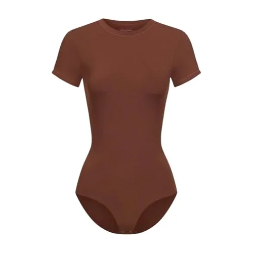 creamy fabrics Damen Figurformender Shapewear T-Shirt Bodysuit – Nahtloser Body mit Crew Neck für perfekte Bauch- und Taillenformung - Eleganter T-Shirt Bodysuit mit Crew-Neck für einen glatten Look unter enger Kleidung. Der weiche Stoff sorgt für hohen Tragekomfort und die gezielte Kompression formt Bauch und Taille effektiv. Ideal für jeden Anlass.