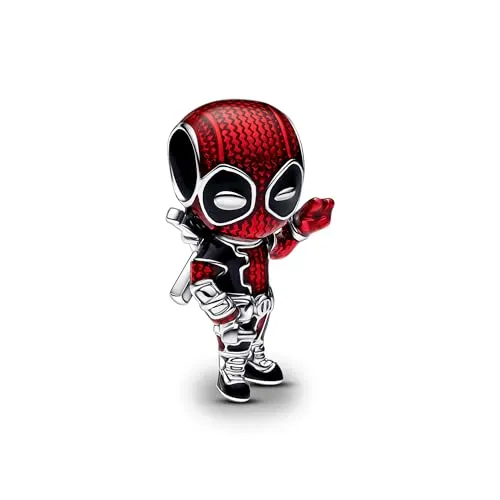 PANDORA Moments Marvel Deadpool Charm aus Sterling Silber - Bead Charms für Damen, feiere Deadpools mutigen Charakter mit diesem detailreichen Charm aus Sterling Silber, perfekt für deine Pandora Moments Armbänder.
