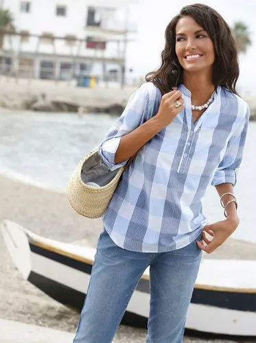 Witt Klassische Bluse Baumwollbluse, marine-weiß-kariert - Blusen aus 100% Baumwolle, ideal für sportliche Outfits, pflegeleicht und mit stylischem V-Ausschnitt für einen modernen Look.