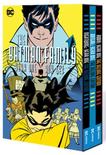 The Batman Family: Year One Box Set by Beatty, Scott - Bücher - Spannende Sammlung mit 616 Seiten, die die Ursprünge der Batman-Familie enthüllt und Fans von Comics begeistert.
