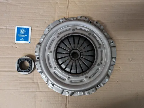 Sachs Kupplungssatz Modul Kupplung 3090 600 005 - Autoteile mit hoher Qualität für zuverlässige Leistung und Langlebigkeit. Ideal für eine präzise Kraftübertragung im Fahrzeug.