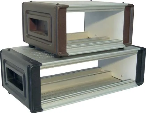 Proma 133 040c Labor-Gehäuse - Gehäuse für Euro-Karten 100 x 160 mm, aus robustem eloxiertem Aluminium, mit hoher Verwindungsfestigkeit und integrierten Griffmulden für einfachen Transport.