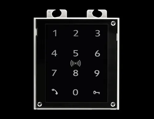 2N IP Verso - Modul Bluetooth & RFID Multileser - Zubehör für Gebäudesicherheit, ermöglicht komfortable Zutrittskontrolle via Bluetooth und RFID für höchste Sicherheit und Flexibilität.