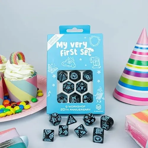 Q-Workshop 20 Years: Cats Dice Set (8) - Würfel für Katzenliebhaber - Gesellschaftsspiele; Perfekt als Geschenk für Katzenfans, mit flexibler Gestaltung und hochwertiger Verarbeitung von Q-Workshop