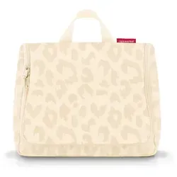 reisenthel toiletbag XL Leo Vanilla - praktischer Kulturbeutel mit Haken - Der reisenthel toiletbag XL bietet viel Platz für Reiseutensilien und überzeugt mit wasserabweisendem Material. Der abnehmbare Spiegel und die praktischen Fächer sorgen für Ordnung und Komfort beim Reisen.