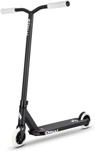 Chilli Base - Einsteiger Stunt Scooter Weiß - Cityroller für Einsteiger, ideal für erste Tricks! Der Chilli Base bietet ein leichtes Aluminiumdeck und stabile Bauweise für sicheren Fahrspaß.