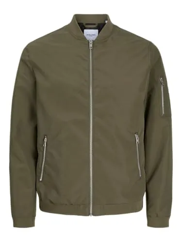 Jack & Jones Blouson JJERUSH – Modischer Stehkragenjacke mit Reißverschlusstaschen - Der Jack & Jones Blouson JJERUSH bietet einen lässigen Look mit Stehkragen und praktischen Reißverschlusstaschen. Perfekt für Übergangszeiten, bequem und vielseitig kombinierbar für jeden Anlass.
