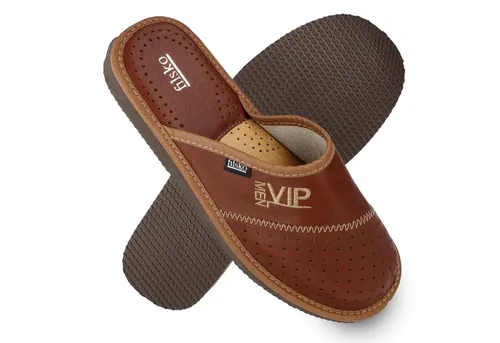 filsko VIP MEN Leder Hausschuhe für Herren in Braun - Größe 45 - Elegante, atmungsaktive Lederhausschuhe in Größe 45 mit rutschhemmender EVA-Laufsohle. Ideal für komfortable Stunden zu Hause, bieten sie eine wärmende Innensohle und hohen Dämpfungsgrad.