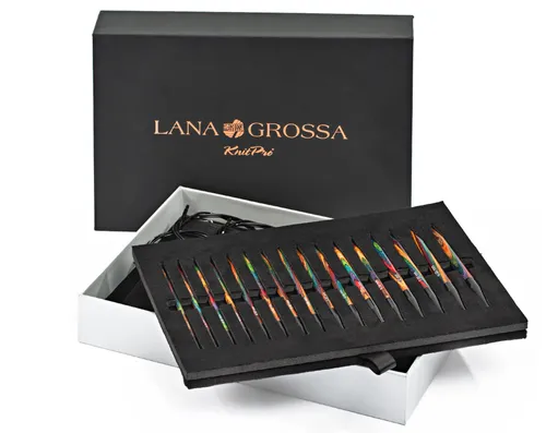 Lana Grossa Nadelset Designholz Multicolor NEU - 8 verschiedene Stärken, hochwertiges Stricknadelset mit austauschbaren Spitzen und eleganter Koffer-Box