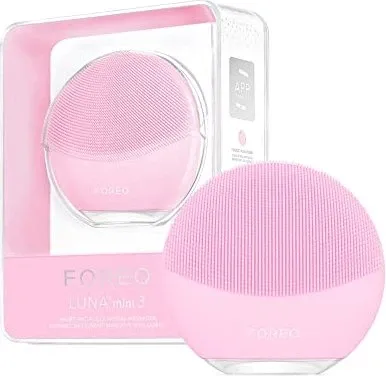 FOREO LUNA mini 3 Pearl Pink - Intelligente Gesichtsreinigungsbürste - Gesichtspflegegerät mit Schall-Reinigungstechnologie, ideal für alle Hauttypen. Kompakt und USB-ladefähig für einfache Handhabung.