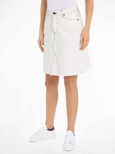 Jeansrock "DNM RW A-LINE SKIRT ECRU" von Tommy Hilfiger - Stylischer Denim-Rock in Ecru, mit praktischen Gesäßtaschen und pflegeleichter Qualität – perfekt für jeden Anlass!