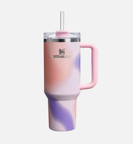 STANLEY Quencher H2.0 Flowstate Trinkflasche - 1.2L mit Strohhalm - Robuste Thermosflasche mit Vakuum-Isolierung, hält Getränke bis zu 11 Stunden kalt. Ideal für unterwegs und BPA-frei, perfekt für alle, die viel trinken und kühlende Erfrischung suchen.