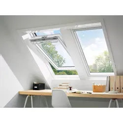 VELUX GGU 0070 Klapp-Schwingfenster mit Sonnenschutz-Rollo - Fenster & Tür: Inklusive Eindeckrahmen, ideal für optimale Belüftung und Licht, plus effektiver Sonnenschutz.