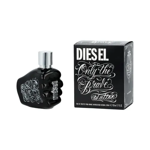 DIESEL Only the Brave Tattoo Eau de Toilette 50 ml - Herrendüfte mit einzigartigem Flakon in Faustform, der die Kraft und Lebensfreude symbolisiert. Frischer grüner Apfel, würziger Salbei und männliches Patchouli sorgen für ein außergewöhnliches Dufterlebnis.