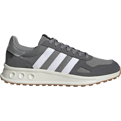 ADIDAS SPORTSWEAR "RUN 84" Sneaker Gr. 46 - Sportliche Sneaker mit Cloudfoam Dämpfung für optimalen Komfort und Halt. Ideal für aktive Lebensstile, inspiriert vom klassischen adidas LA Trainer.