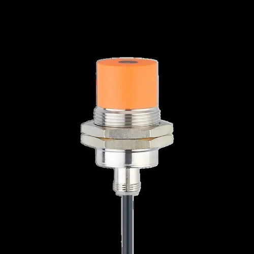 Ifm Electronic Sensor II7107 - Induktiver Sensor M30 x 1,5 mit IP67 Schutz, ideal für anspruchsvolle Umgebungen mit Schaltabstand von 15 mm und hoher Schaltfrequenz von 200 Hz.