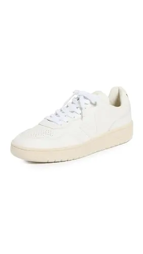 VEJA Veja V-90 Leather Sneaker - Weiß 36 EU - Sneaker in Größe 36 EU, aus hochwertigem Leder mit nachhaltigem Design, ideal für stilbewusste und umweltfreundliche Fashion-Liebhaber.