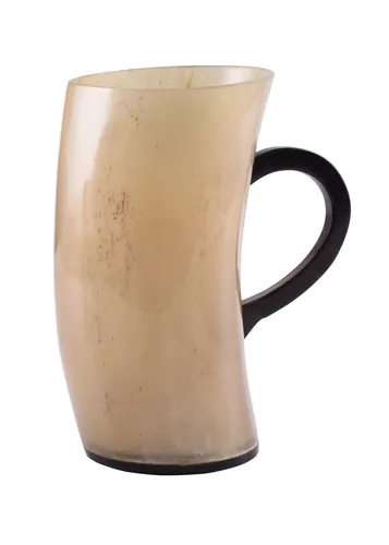 Wikinger Horn Bierkrug - Mittelalter Trinkbecher - Schuhwerk: Authentischer Bierkrug aus Horn, ideal für Mittelalter-Feste und Rollenspiele, robust und einzigartig im Design.