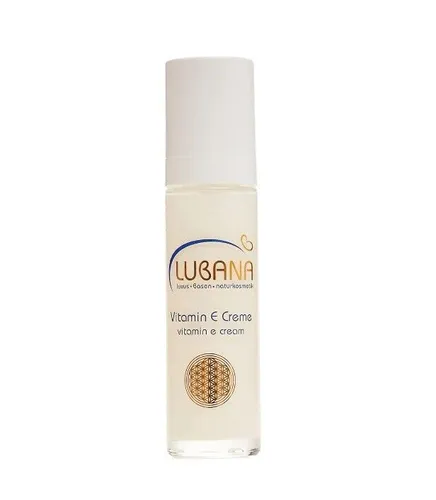 Lubana Vitamin E Creme - Hochwirksame Pflegecreme für die gesamte Familie, angereichert mit Kamille und Traubenkernöl, die die Haut schützt, glättet und vorzeitiger Hautalterung entgegenwirkt.