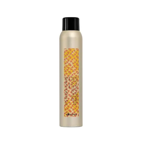 Davines More Inside Dry Wax Finishing Spray 200 ml - Sprühwachs für natürliche Undone-Looks, bietet Textur, Volumen und ein seidenmattes Finish ohne Verkleben. Ideal für lässige Stylings im Handumdrehen!