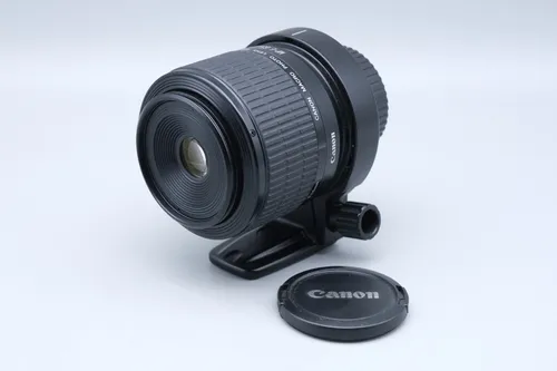 CANON MP-E 65mm f/2,8 Lupenobjektiv - Makroobjektiv für detailreiche Nahaufnahmen, manuelle Fokussierung und maximale Blende von f/2,8 - ideal für professionelle Fotografen.