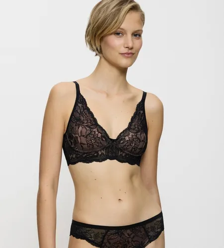 Triumph Damen Amourette Charm N03 Non-wired Bra, SCHWARZ, 80G - Funktionsunterwäsche mit unsichtbarem Halt, bietet die Passform eines Bügel-BHs und gleichzeitig maximale Bewegungsfreiheit für höchsten Tragekomfort.