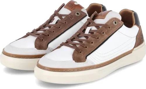 Bullboxer Low Sneaker Weiß 45 EU - Stylischer Low Sneaker in Weiß, Größe 45, aus hochwertigem Glattleder, ideal für den täglichen Gebrauch und bequem zu kombinieren.