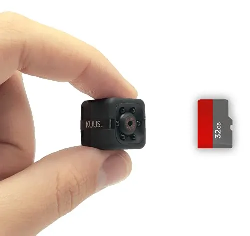 KUUS.® C1 Mini Überwachungskamera innen 2,3 cm - Überwachungskamera für Innenräume mit Full HD 1080P, Nachtsicht und 32GB SD-Karte. Sicher ohne WLAN, ideal für Modellbahnen und einfach zu bedienen.