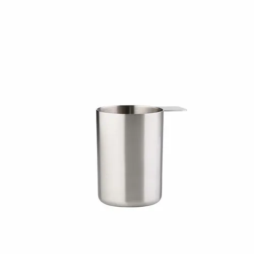 Zone Denmark Messbecher Singles 500 ml aus Edelstahl - Hochwertiger Messbecher aus Edelstahl, ideal für präzises Abmessen in der Küche. Perfekt für Hobbyköche und Profis.