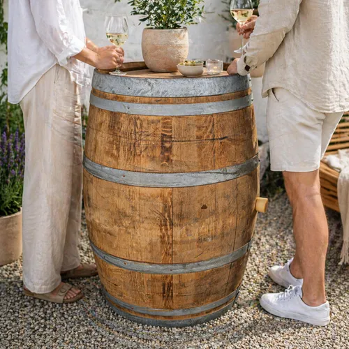 es Weinfass 225L – Eichenfass für Deko & Möbelbau - Rustikales 225L Weinfass aus Eiche – vielseitig einsetzbar für Garten, DIY-Projekte oder als Möbelstück. Jedes Fass ist ein Unikat mit individuellem Charme und stabiler Bauweise für kreative Ideen.