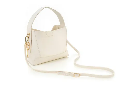 Schultertasche Handtasche Alltag Bag Creme - Elegante Umhängetasche für Damen, aus 100 % Polyvinylleder, ideal für den Alltag. Mit kompakten Maßen von 25 x 20 x 11 cm vereint sie Stil und Funktionalität.