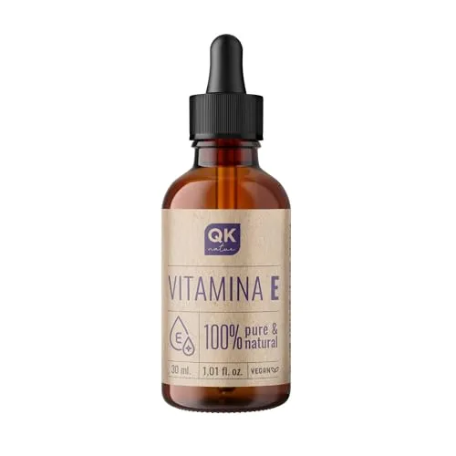Reines flüssiges Vitamin E 30 ml - QKnatur, natürliches Antioxidans für gesunde Haut - Tagespflege mit 100% natürlichem Vitamin E, das die Haut regeneriert, Falten und Dehnungsstreifen reduziert und die Lebensdauer von Kosmetik verlängert. Hergestellt in Spanien, vegan und ohne schädliche Zusätze.