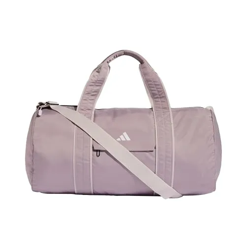 ADIDAS Yoga-Duffelbag Klein - Perfekte Begleiterin für Yoga: Die adidas Duffelbag bietet Platz für deine Yogamatte und hat praktische Reißverschlusstaschen für schnellen Zugriff auf deine Essentials.